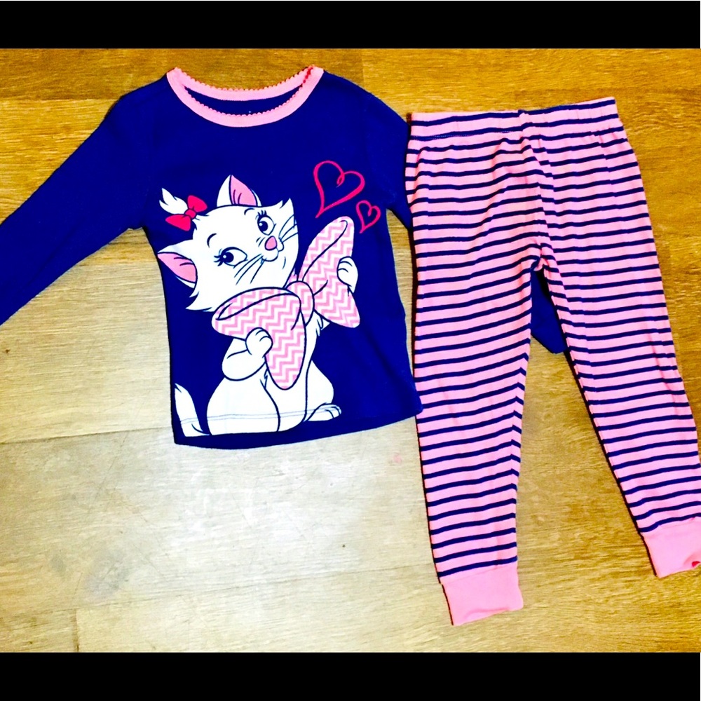 Aristocrats Marie Toddler Girl Long Sleeve Pajama Set Size 3
